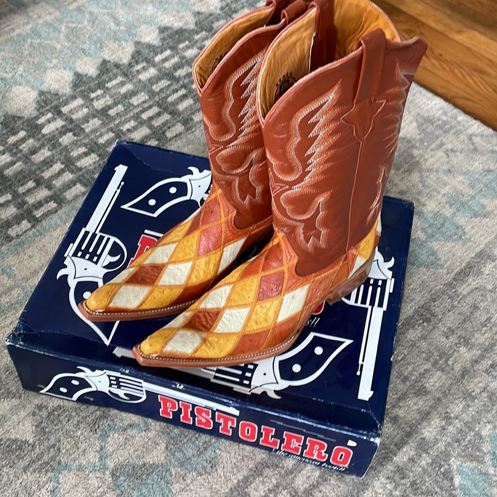 Pistolero leather cowboy boots Avestruz luggage brown Mexican American